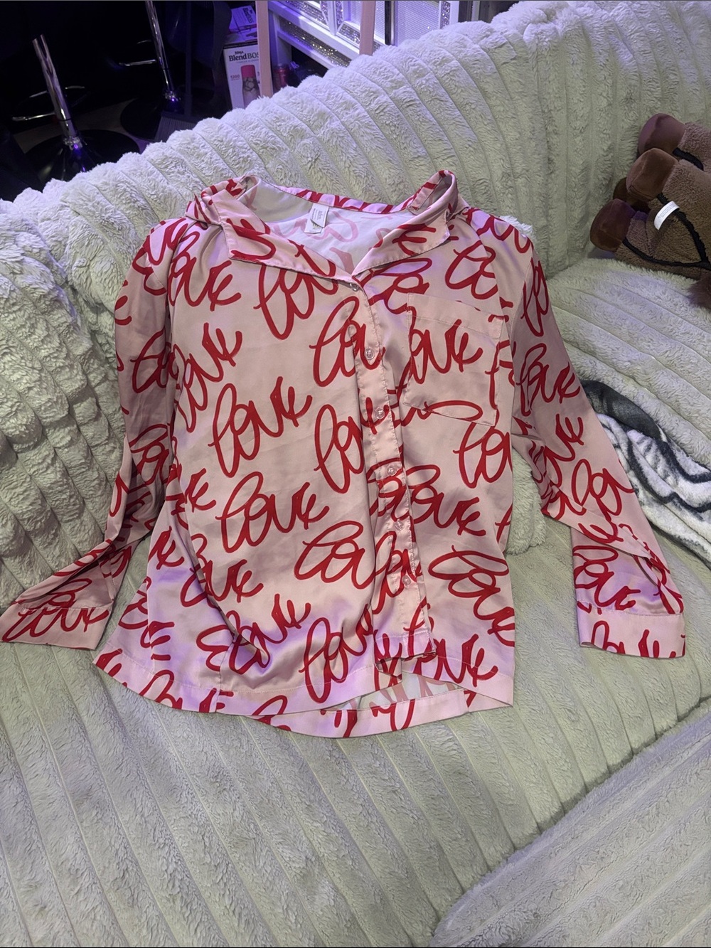 Auden Pink & Red Satin Pajama set with Red Script 'Love' Print